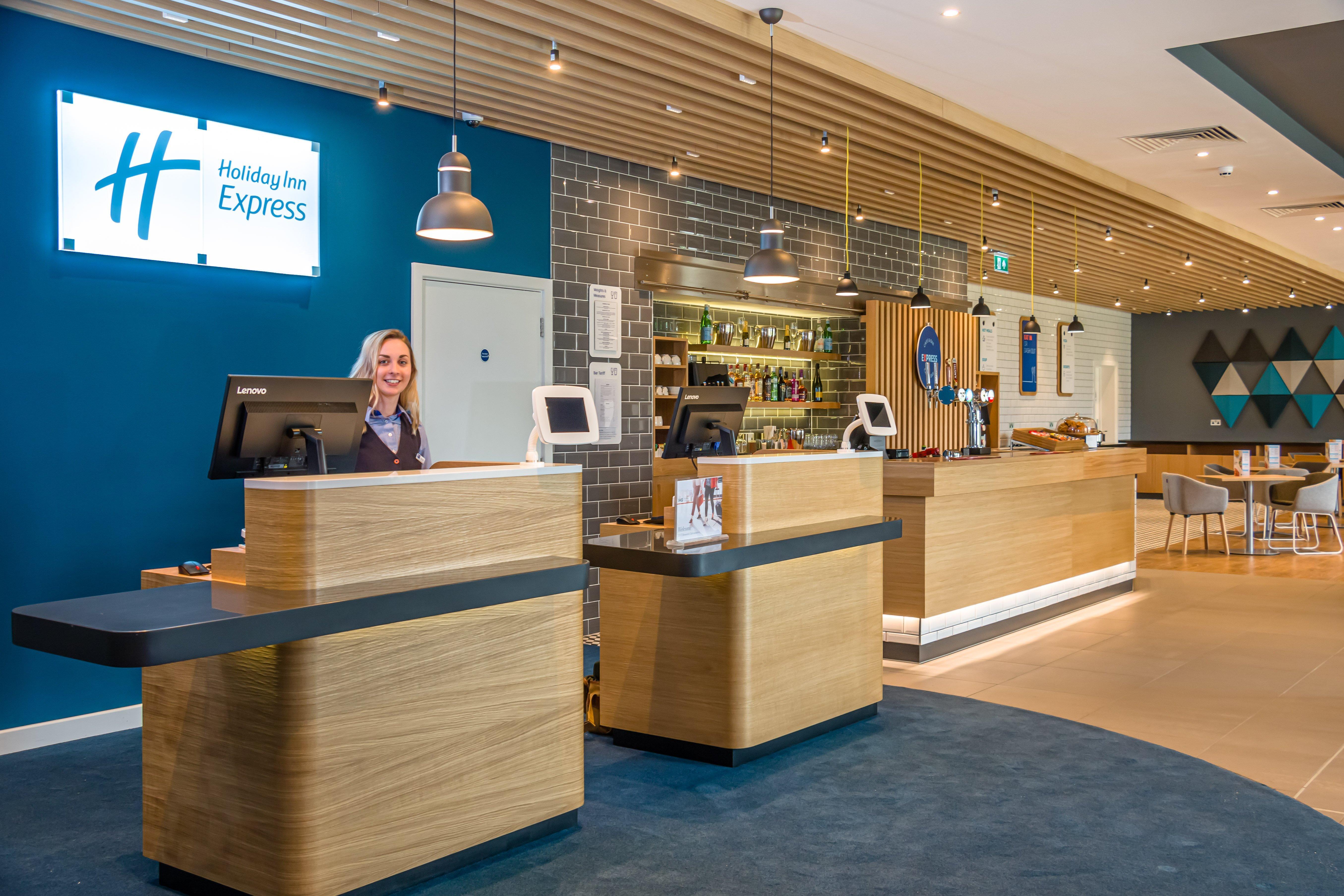 Holiday Inn Express - Bodmin - Victoria Junction By Ihg Exterior photo